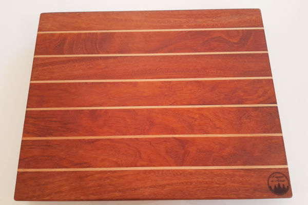 Tagliere Artigianale in legno pregiato I Taglieri di Roberto - modello Riva